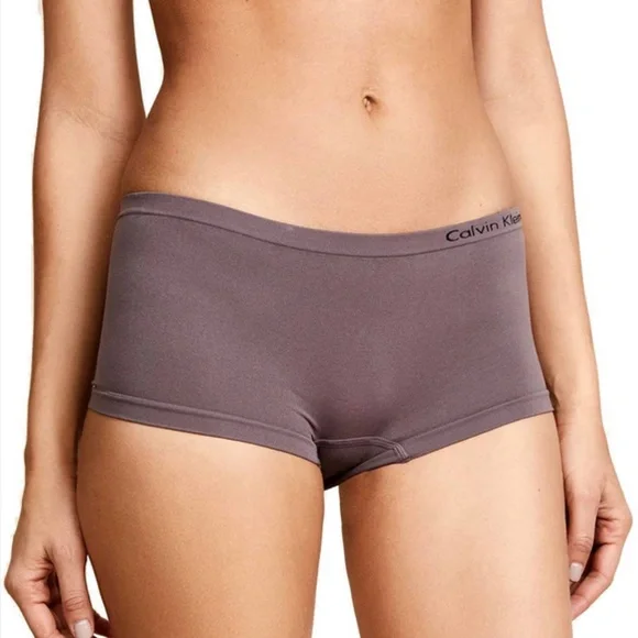 Calvin Klein Underwear, Intimates & Sleepwear, Calvin Klein Womens Pure  Seamless Boyshort Never Worn